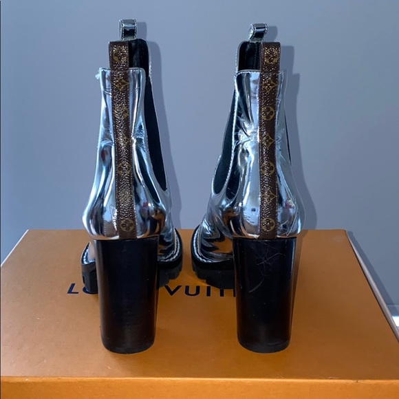 EXCLUSIVE LOUIS VUITTON Booties SOHO EXCLUSIVE - Picture 2 of 8